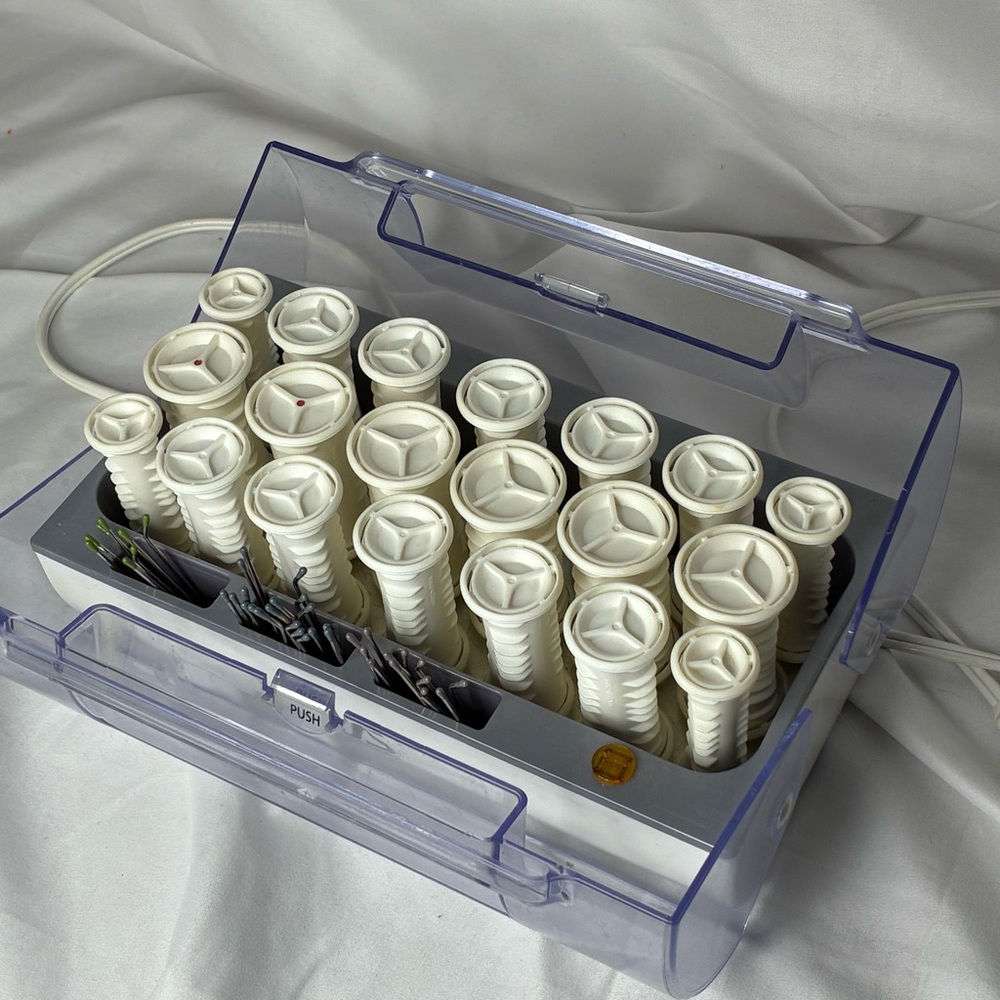Vintage Vidal Sassoon White Heated Hair Rollers Set with Plastic Storage Case